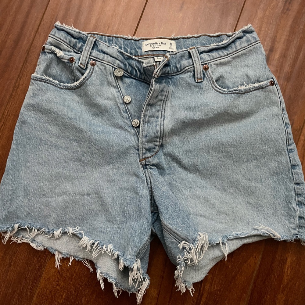 Abercrombie & Fitch The Dad Short High Rise